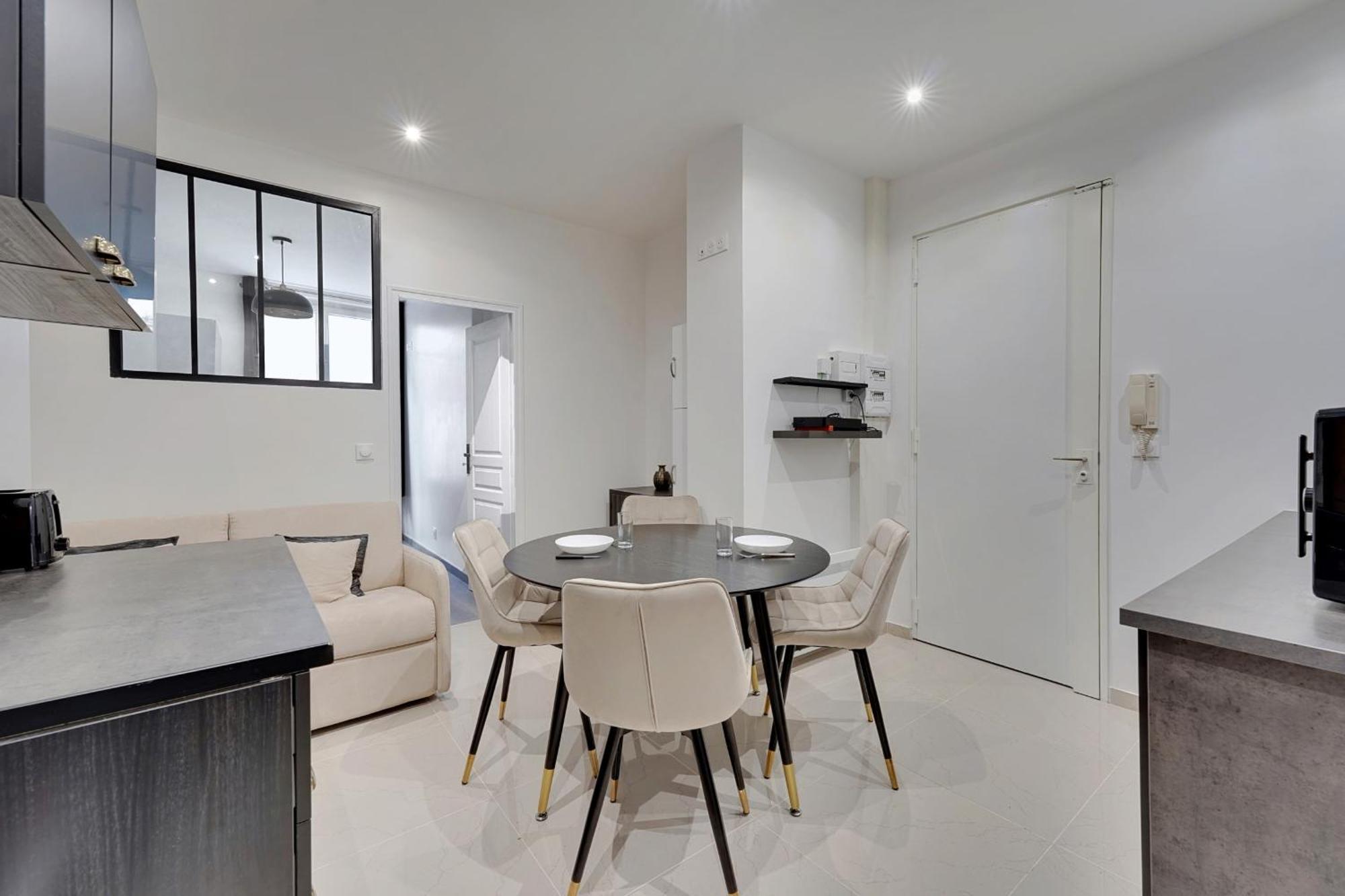 Comfortable Apartment Marx Dormoy Париж Экстерьер фото